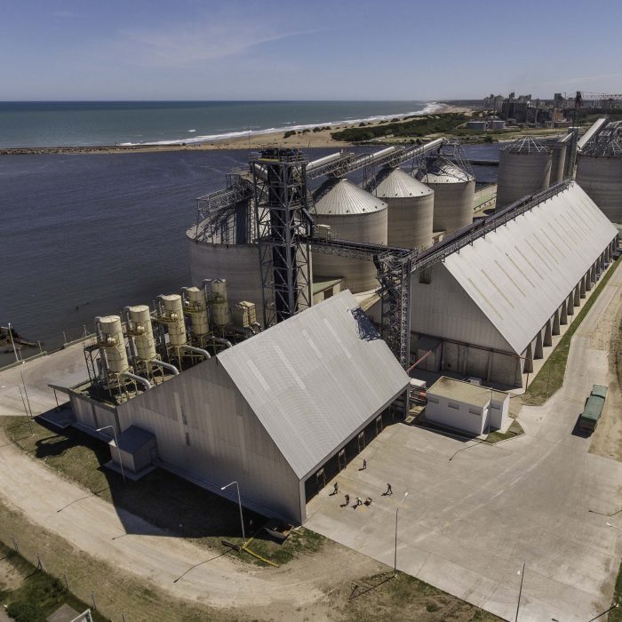 Inversión de 80 millones de pesos en el puerto de Quequén