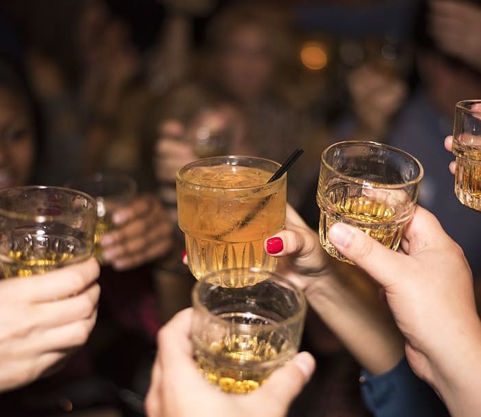 Buscan que las fiestas del último día de la secundaria sean en escuelas y sin alcohol Buscan que las fiestas del último día de la secundaria sean en escuelas y sin alcohol