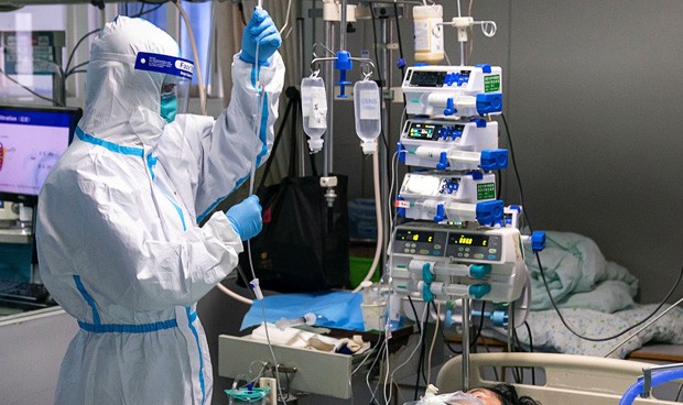 El 16,7% de los casos confirmados de COVID-19 son de personal de salud