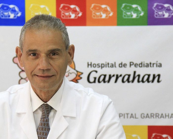 Las vacunas son la única herramienta para controlar la pandemia, afirmó un infectólogo Las vacunas son la única herramienta para controlar la pandemia, afirmó un infectólogo