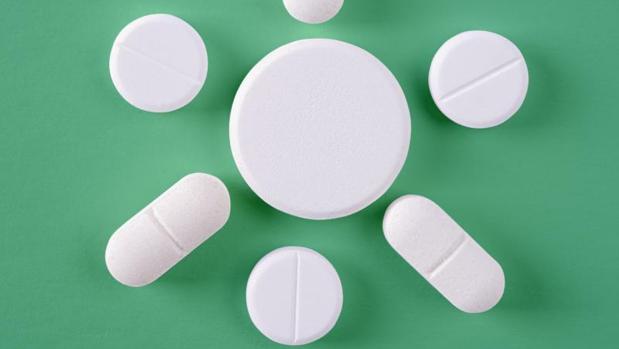 Nuevos estudios afirman que no existe riesgo en el uso del ibuprofreno en pacientes con COVID-19 Nuevos estudios afirman que no existe riesgo en el uso del ibuprofreno en pacientes con COVID-19