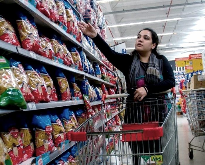 Organizaciones de todo el país reclaman modificar el etiquetado de alimentos en Argentina