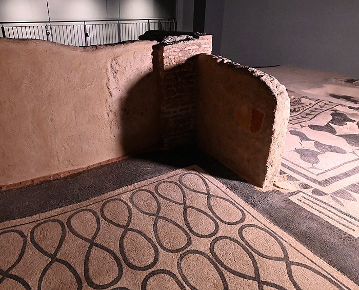 Iban a instalar un estacionamiento y hallaron restos de la época del Imperio Romano