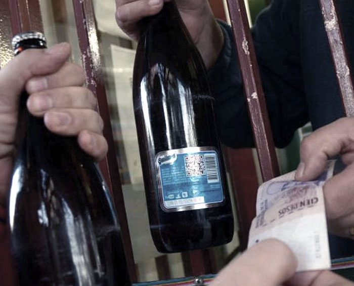 Proponen modificar el etiquetado de las bebidas alcohólicas
