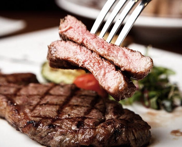 Carnes, lácteos y chocolate: cómo comerlos sin que sea riesgoso para el corazón Carnes, lácteos y chocolate: cómo comerlos sin que sea riesgoso para el corazón