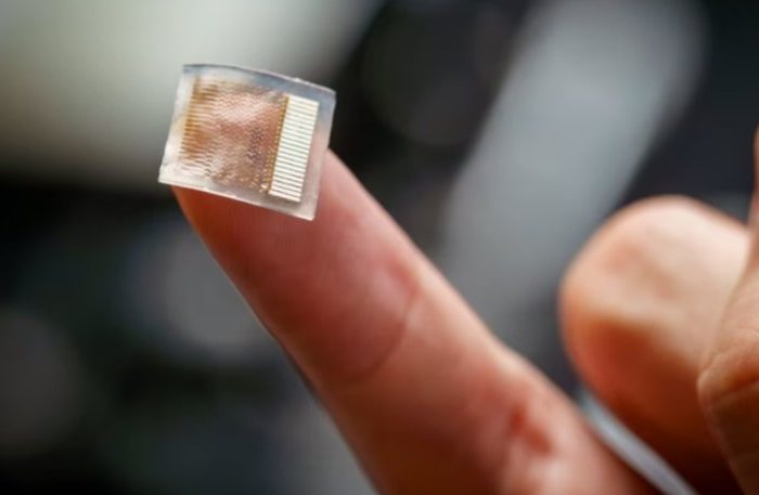 Parche cutáneo portátil para medir la tensión arterial