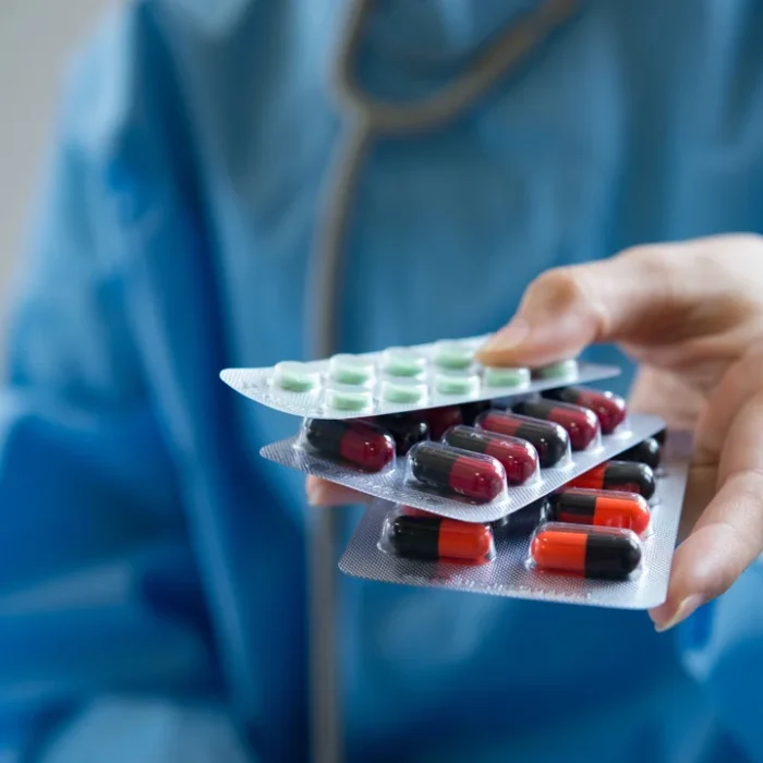 El riesgo de automedicarse y usar mal los antibióticos El riesgo de automedicarse y usar mal los antibióticos