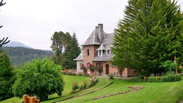 Fue un presidio de lujo y recibió presidentes: así es el castillo oculto de la Patagonia al que sólo se puede ir por invitación Fue un presidio de lujo y recibió presidentes: así es el castillo oculto de la Patagonia al que sólo se puede ir por invitación